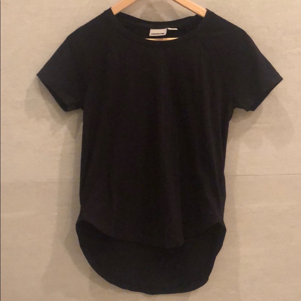 Low-High Plain Black Tee